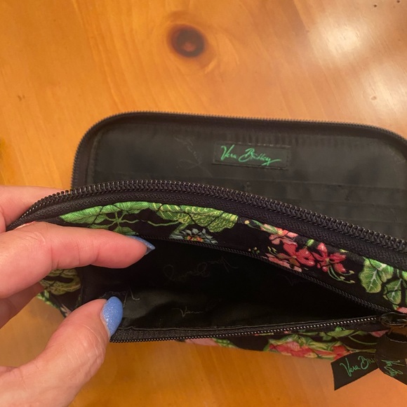 ❌Vera Bradley ❌ SOLD Botanica Zip Around Wallet Wristlet  Retired - Picture 11 of 12